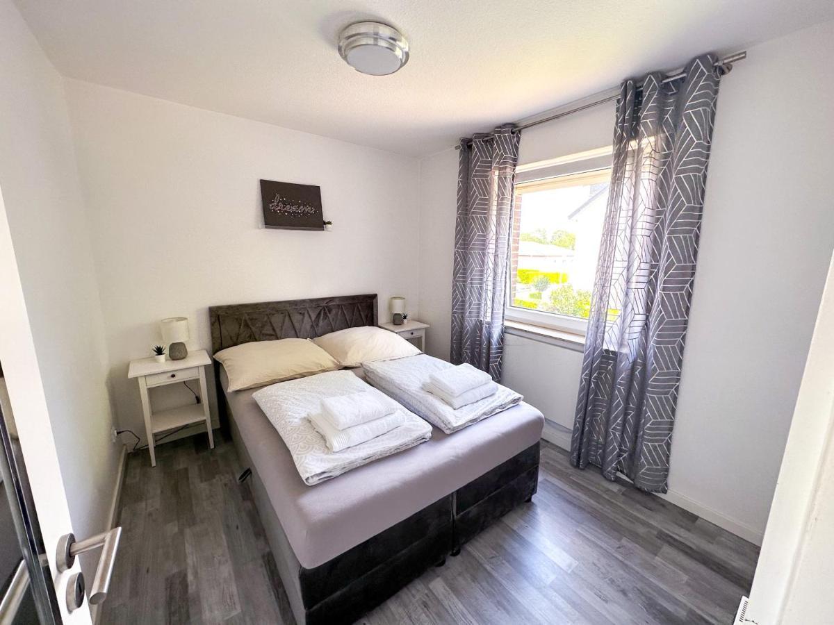 Stilvolles, Frisch Renoviertes 2Zi Apartment Mit Kueche Und Balkon In Kliniknaehe Bad Oeynhausen Exterior photo